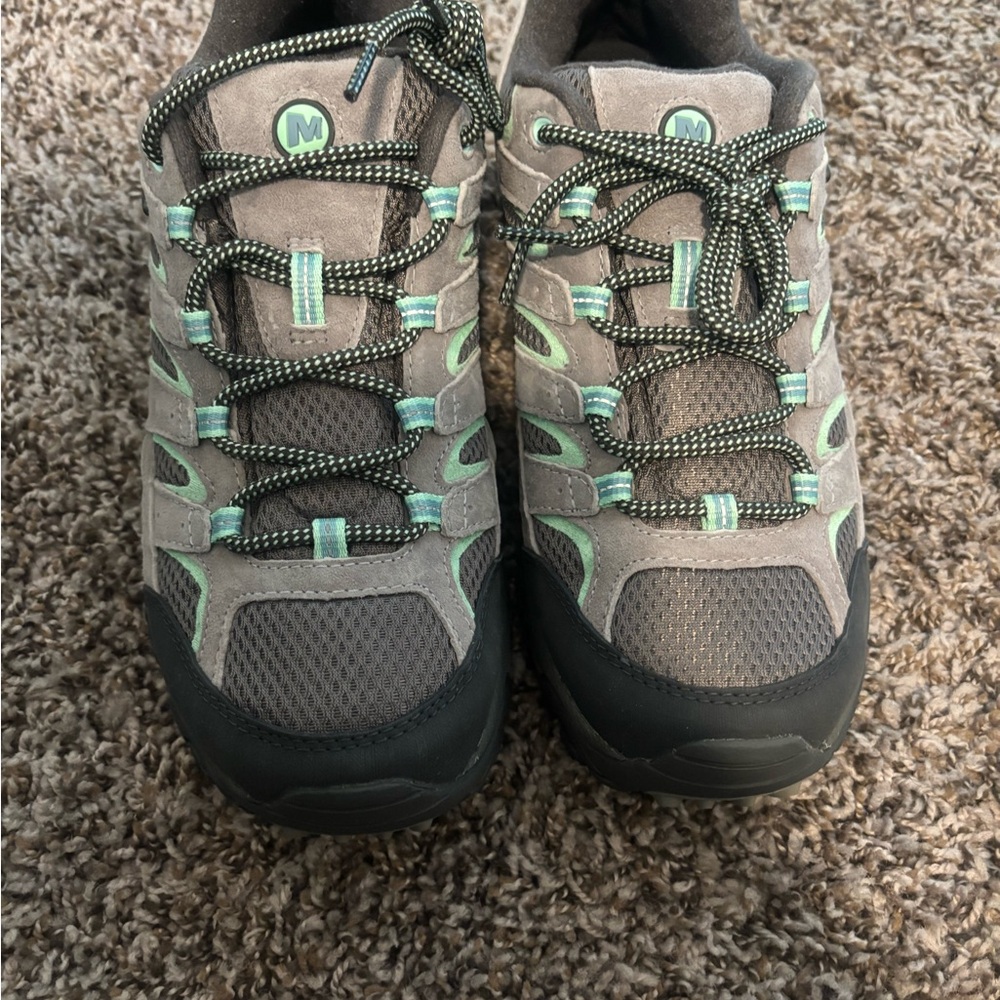Merrell Women’s Grey and Mint Trail Sneakers